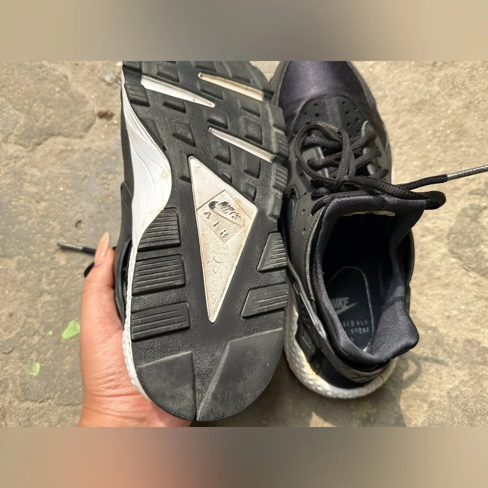 Nike Huarache - Picture 7 of 16
